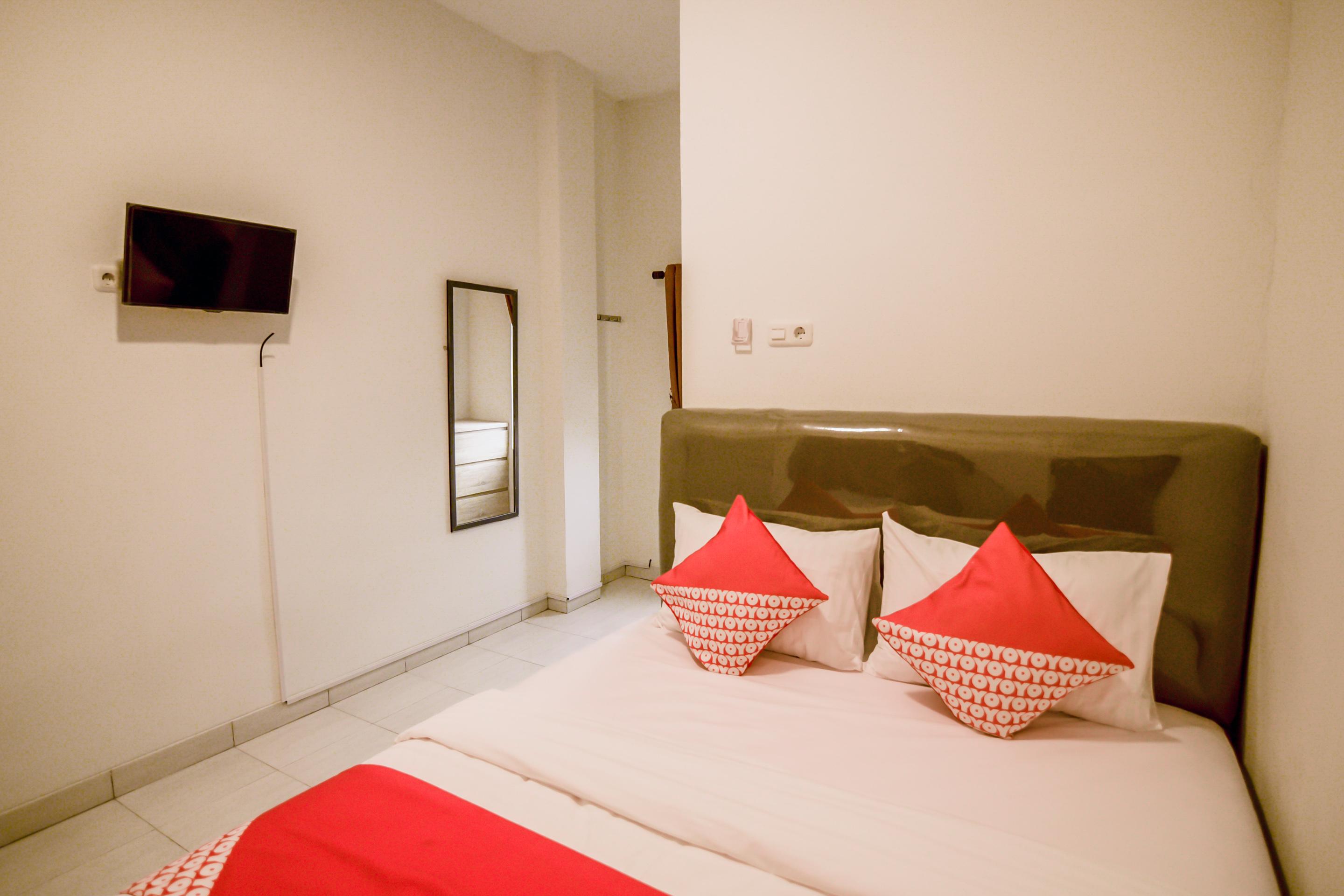 Oyo 183 The Pipe House Hotell Palembang Exteriör bild